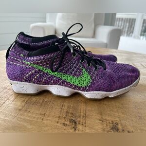 Nike Flyknit Zoom Womens 8.5 Shoes Agility Trainers Running 698616-501 Sneakers